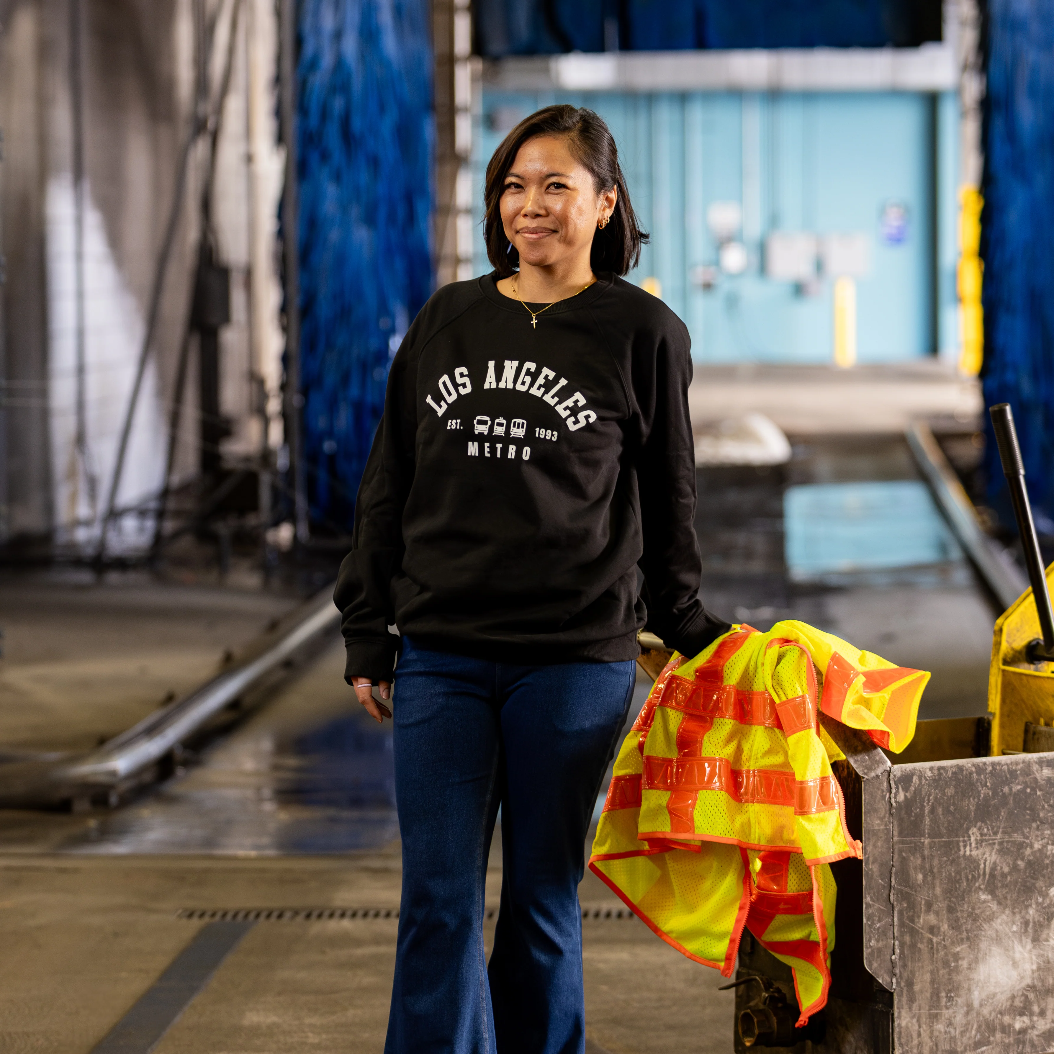 Varsity Unisex Organic Raglan Sweatshirt - Image 3